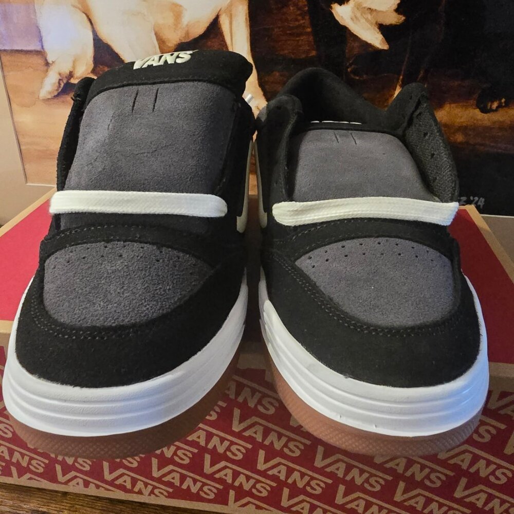 Vans Hylane Skate Sneakers Shoes Black/White/Gum VN000D26BMA Mens 11 US NEW - Picture 5 of 10